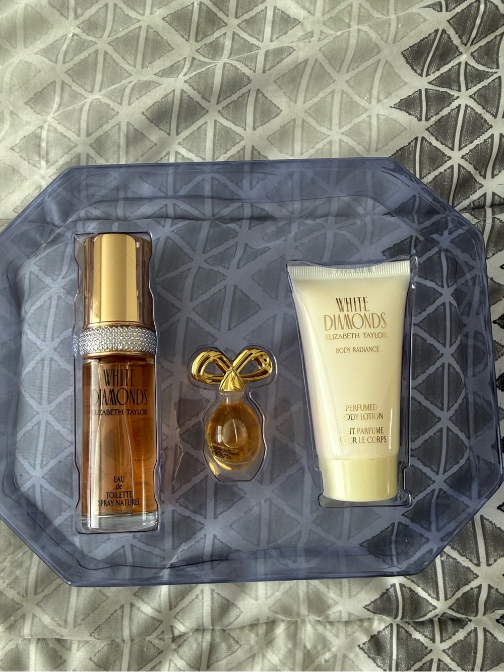 White Diamonds Elizabeth Taylor Set